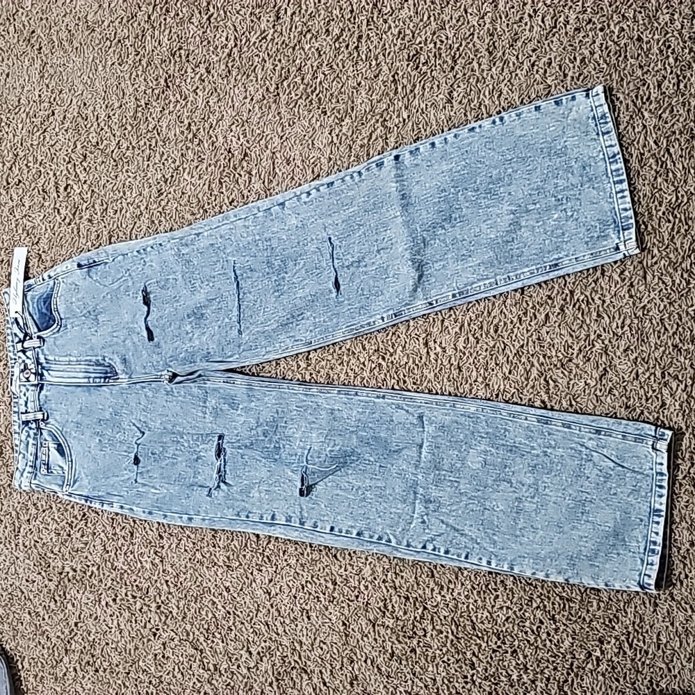 NWT Highway Jeans Distressed Ripped Cut Denim 11/10 Pants Stone/Acid Wash High